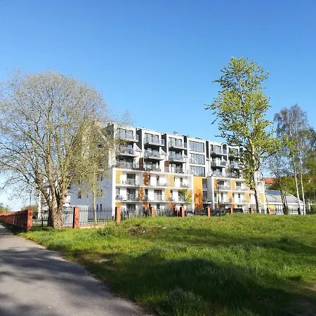 Oaza Kolobrzeg-podczele Kompleks Feniks Basen Silownia Jacuzii Lägenhet *